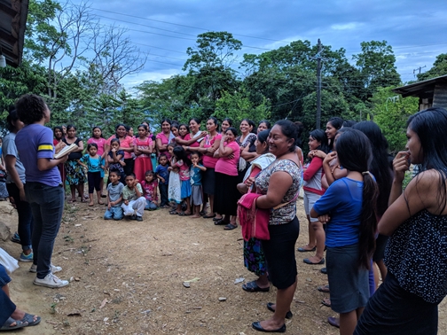 Evangelizing the women in Palestina, Chiapas 2018 - photo by Charissa